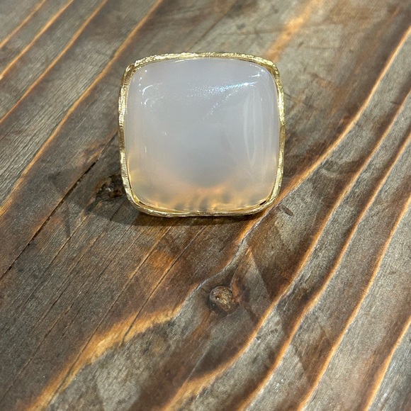 Milky Quartz & Bronze Statement Ring     Sz 7 - Picture 4 of 9